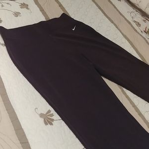 Nike exercise capris